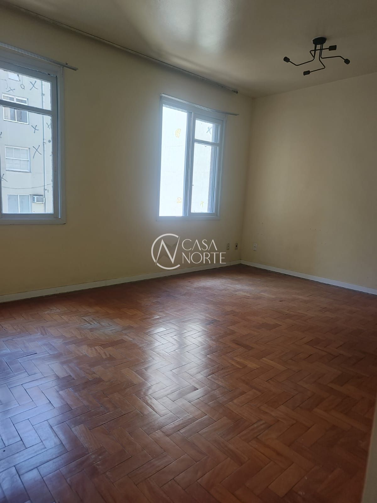 Apartamento à venda com 1 quarto, 32m², Rua General Vitorino no bairro Centro Histórico em Porto Alegre