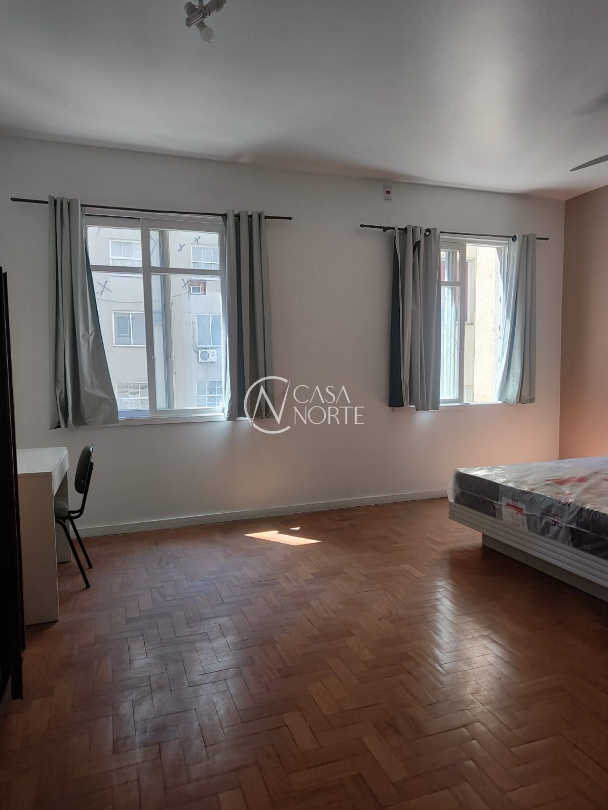 Kitnet à venda com 1 quarto, 32m², Rua General Vitorino no bairro Centro Histórico em Porto Alegre