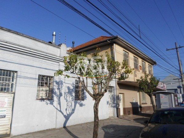 Prédio Comercial à venda com 3 quartos, 451m², Avenida Sertorio no bairro Navegantes em Porto Alegre