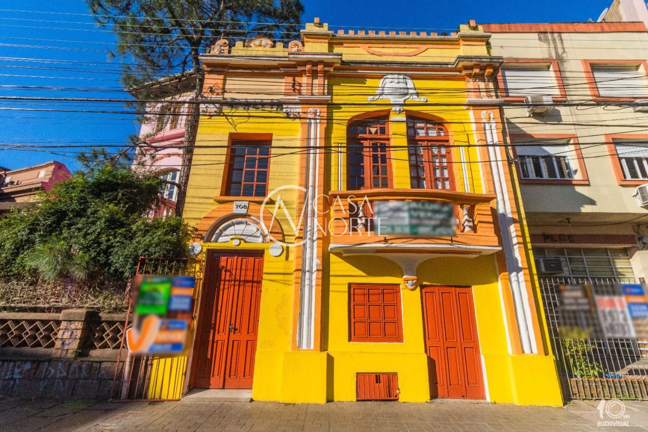 Casa Comercial à venda , 320m², Rua José do Patrocinio no bairro Cidade Baixa em Porto Alegre