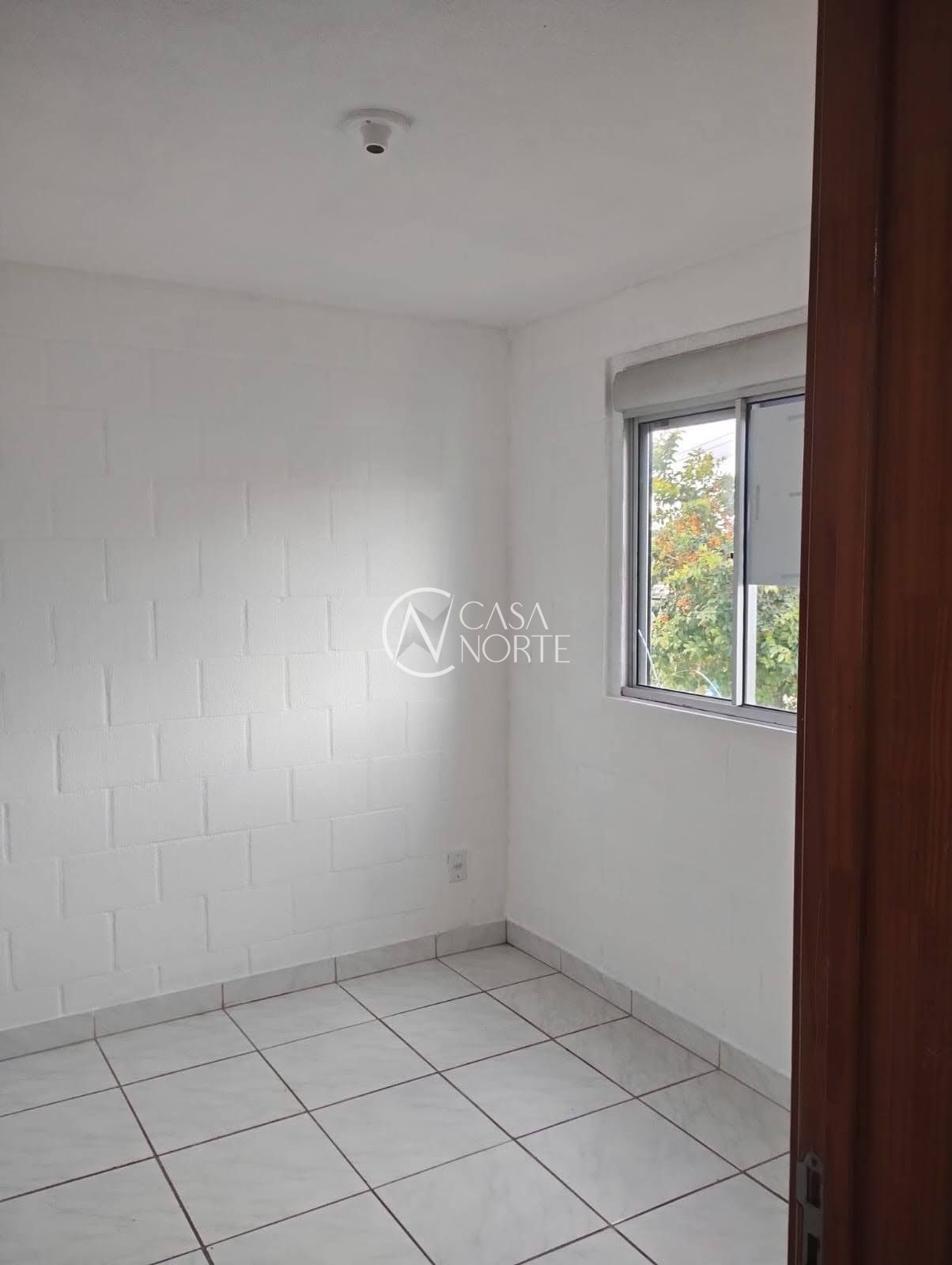 Apartamento à venda com 2 quartos, 40m², 1 vaga, Estrada João de Oliveira Remião no bairro Lomba do Pinheiro em Porto Alegre