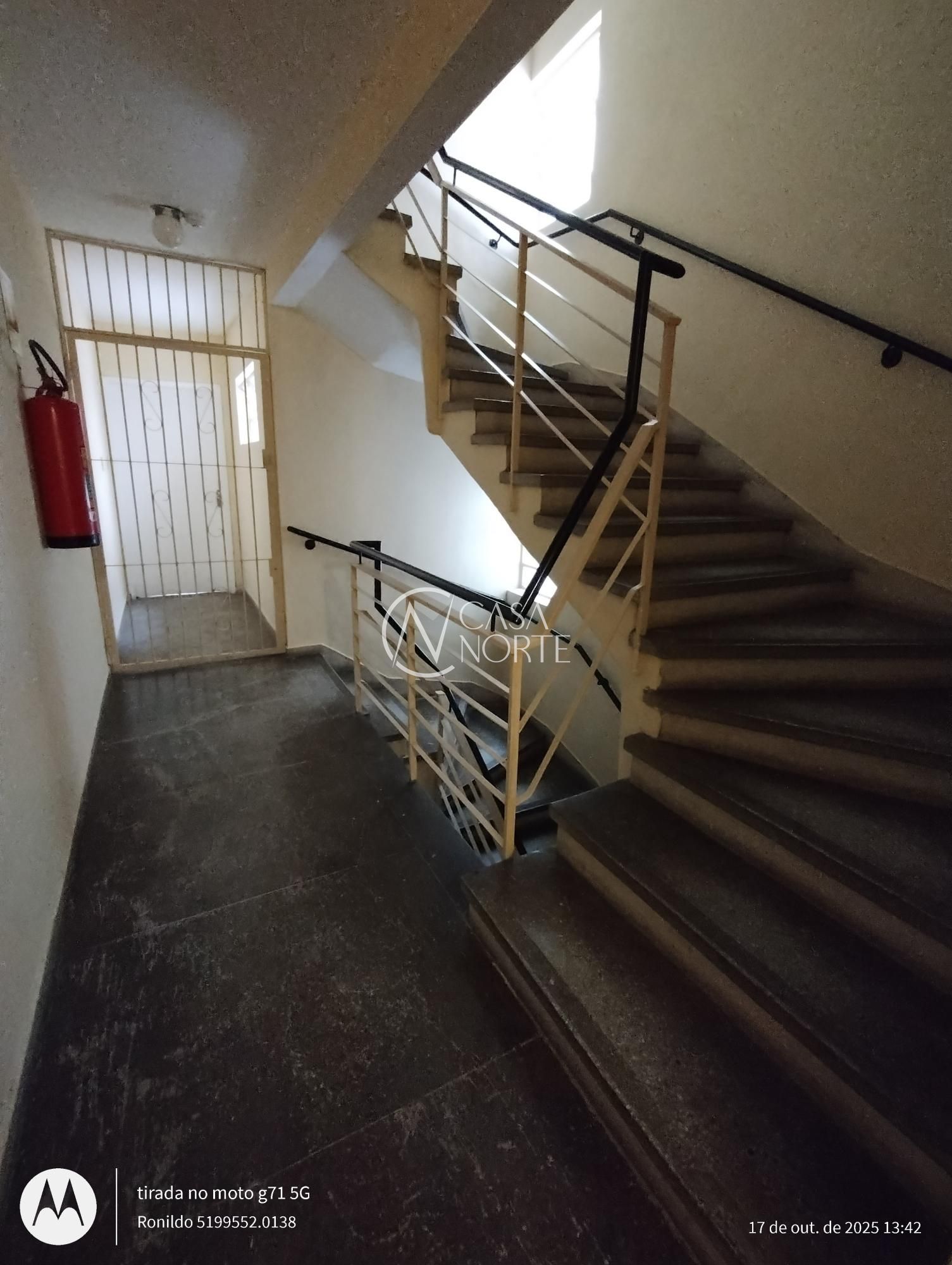 Kitnet à venda com 1 quarto, 29m², Rua Sarmento Leite no bairro Centro Histórico em Porto Alegre