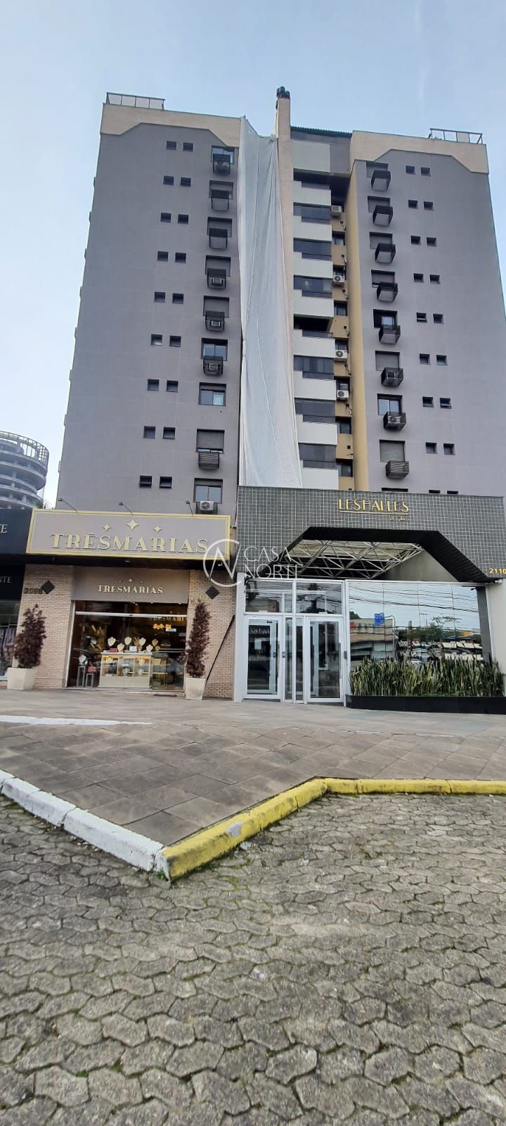 Apartamento à venda com 2 quartos, 67m², 1 suíte, 1 vaga, Avenida Doutor Nilo Peçanha no bairro Três Figueiras em Porto Alegre