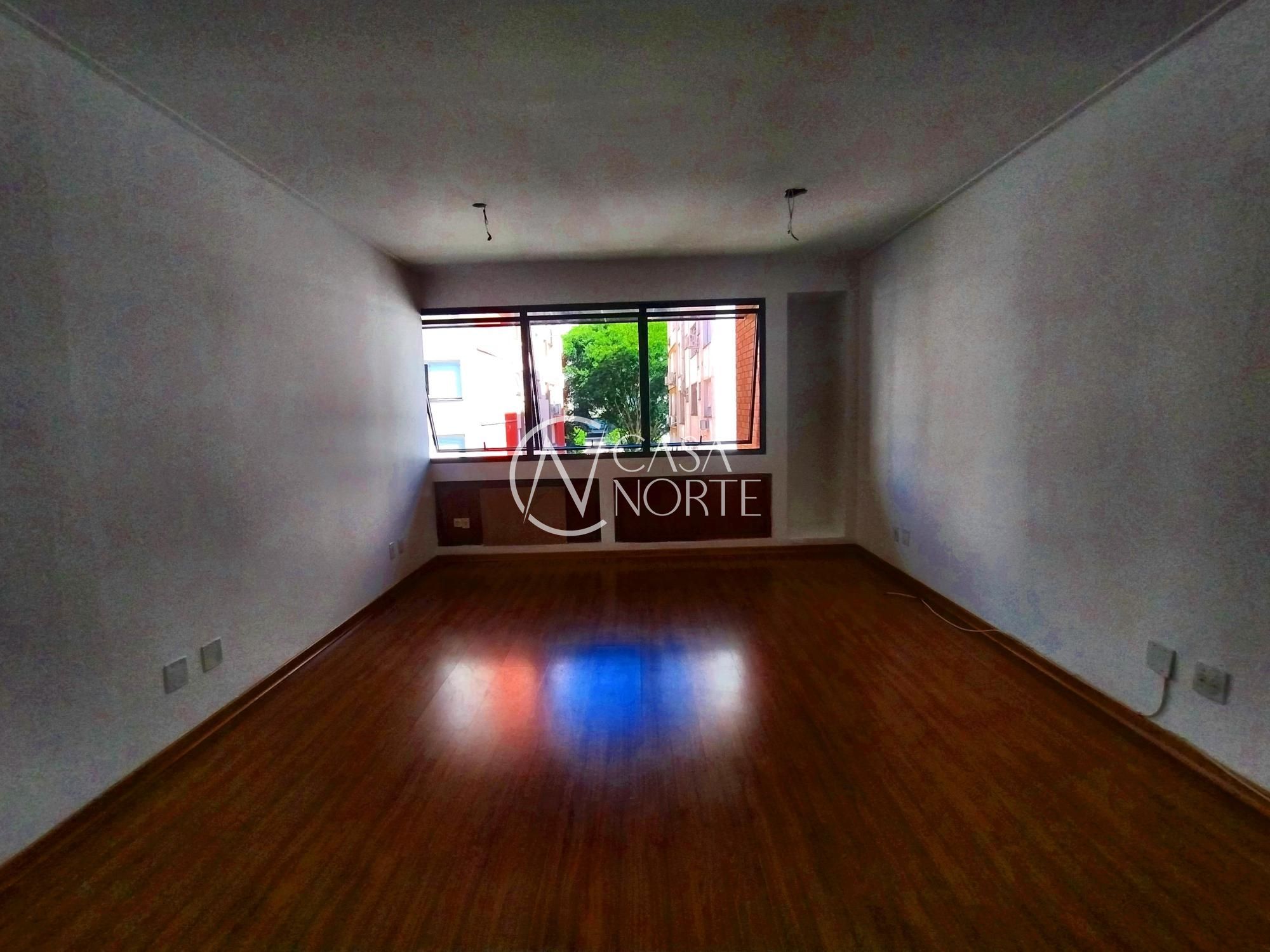 Conjunto Comercial à venda com 1 quarto, 73m², Rua Gonçalo de Carvalho no bairro Floresta em Porto Alegre