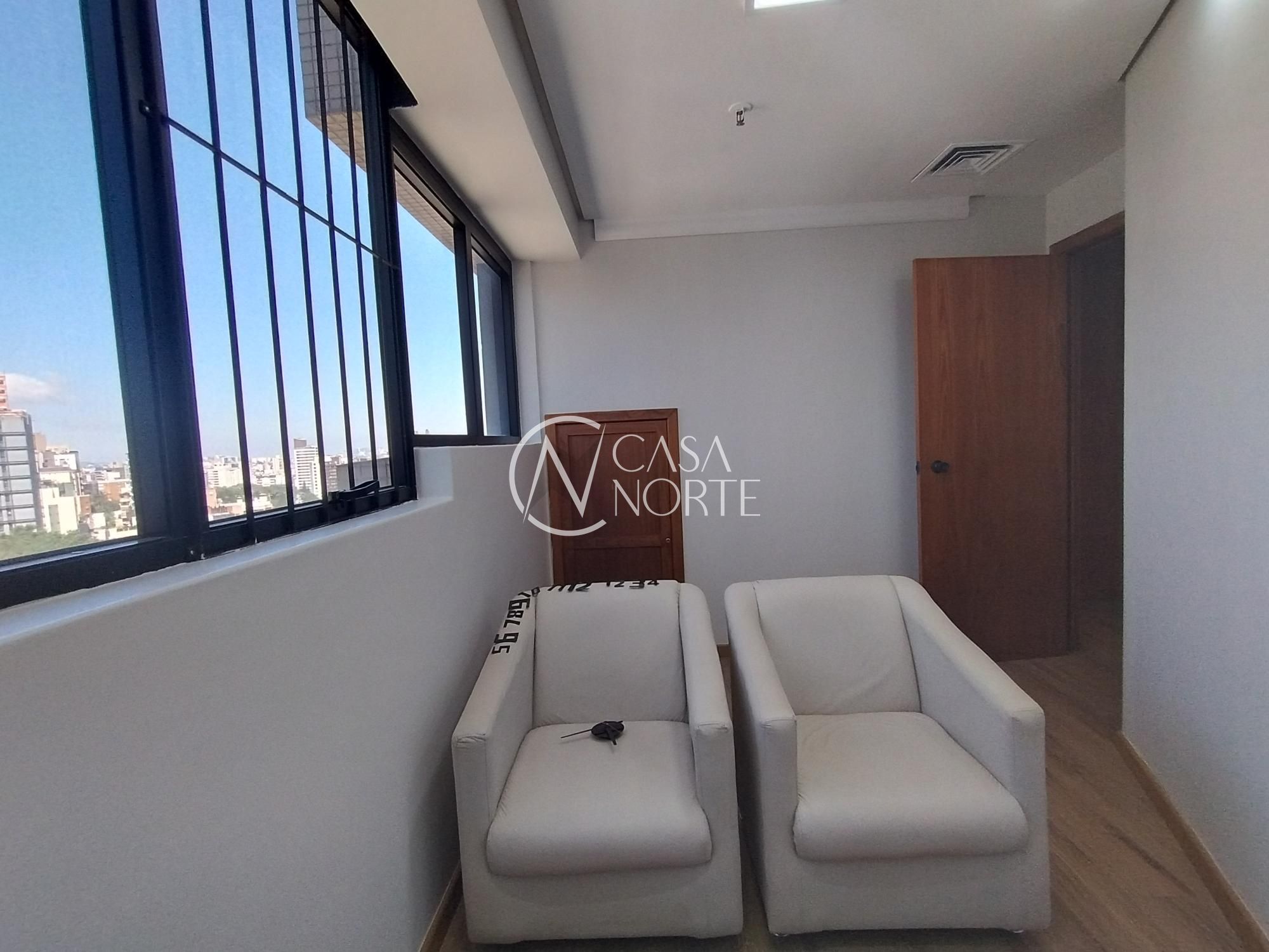 Conjunto Comercial à venda com 4 quartos, 40m², 1 vaga, Avenida Carlos Gomes no bairro Boa Vista em Porto Alegre