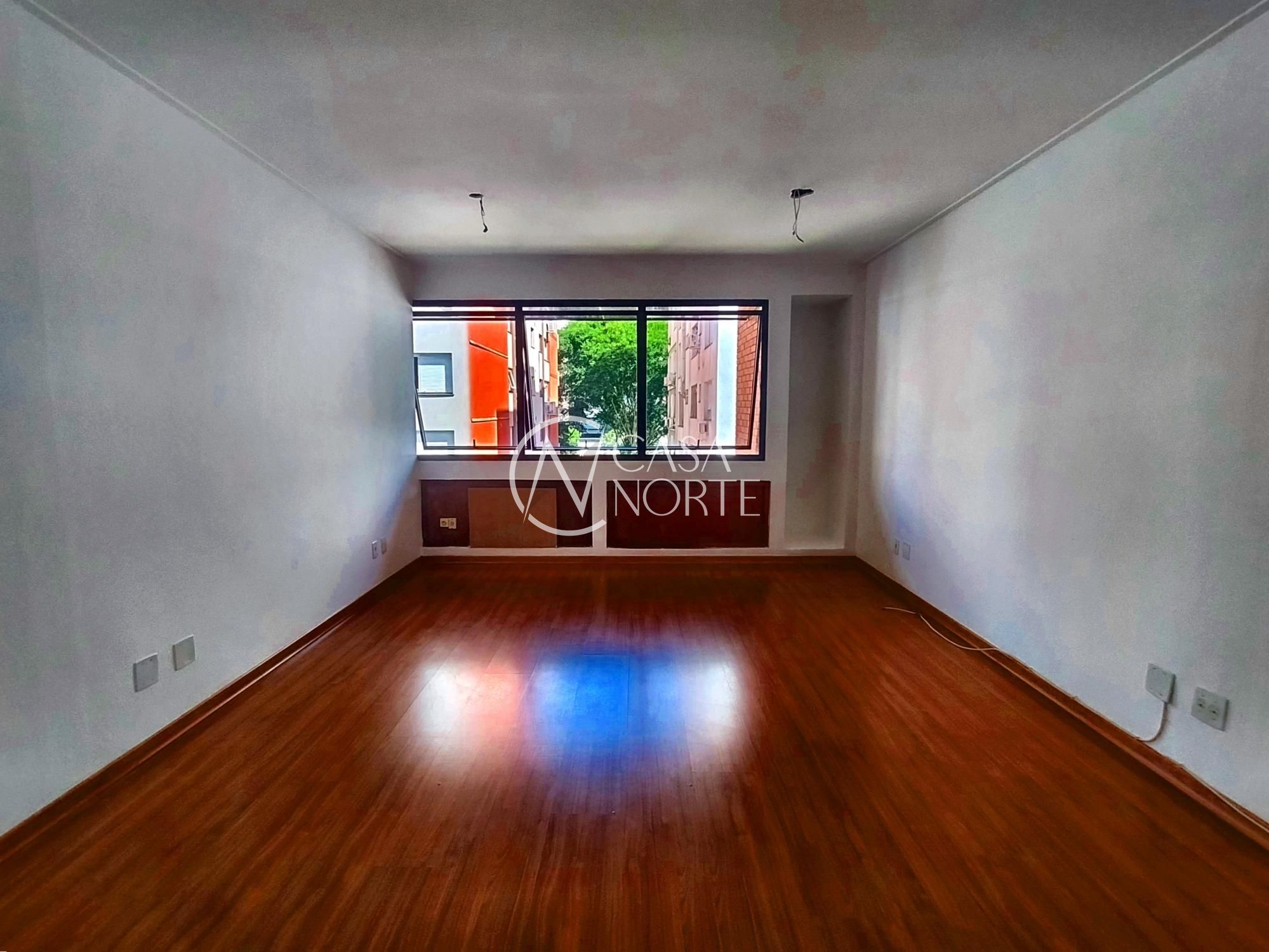 Conjunto Comercial à venda com 1 quarto, 73m², Rua Gonçalo de Carvalho no bairro Floresta em Porto Alegre