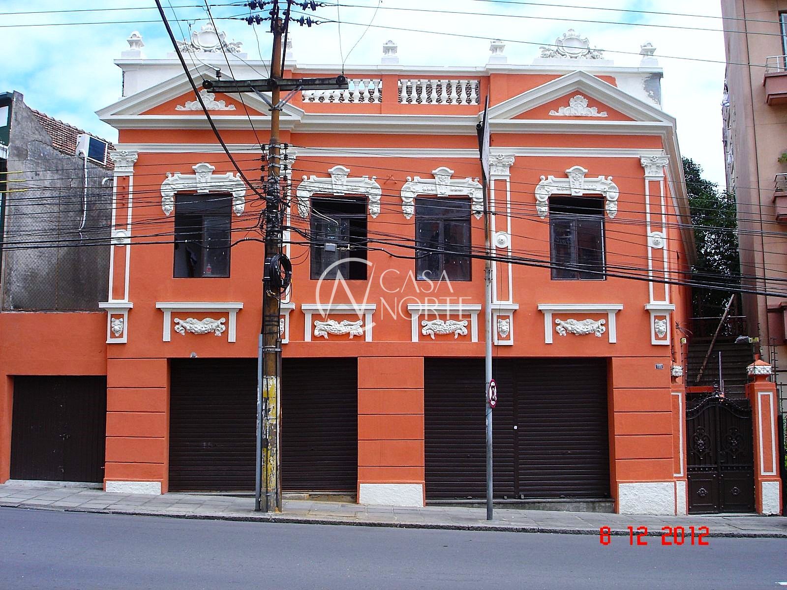 Prédio Comercial à venda com 1 quarto, Avenida Cristóvão Colombo no bairro Independência em Porto Alegre