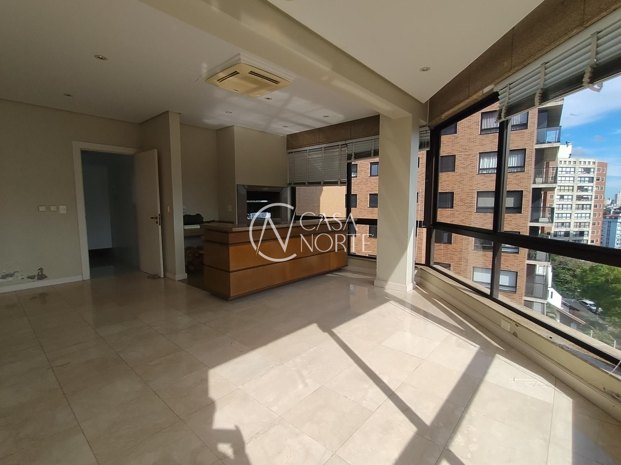 Apartamento à venda com 4 quartos, 224m², 2 suítes, 1 vaga, Avenida Itajaí no bairro Petrópolis em Porto Alegre