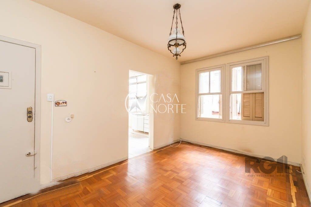 Apartamento à venda com 1 quarto, 45m², 1 suíte, Rua Vilela Tavares no bairro São João em Porto Alegre