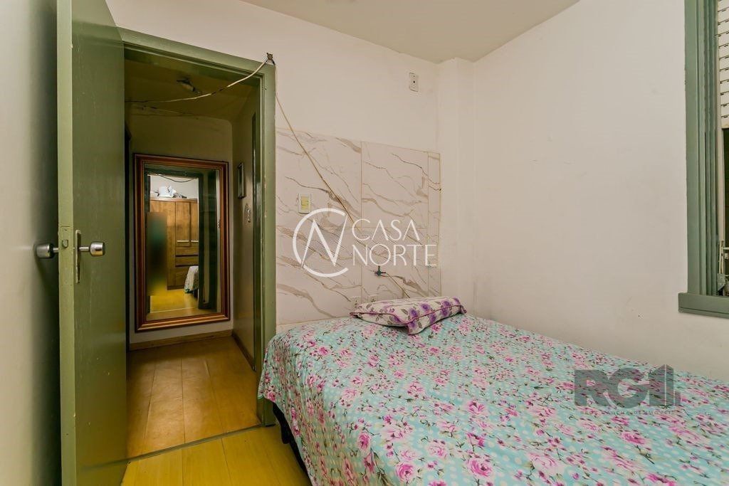 Apartamento à venda com 2 quartos, 52m², Rua Valparaiso no bairro Jardim Botânico em Porto Alegre