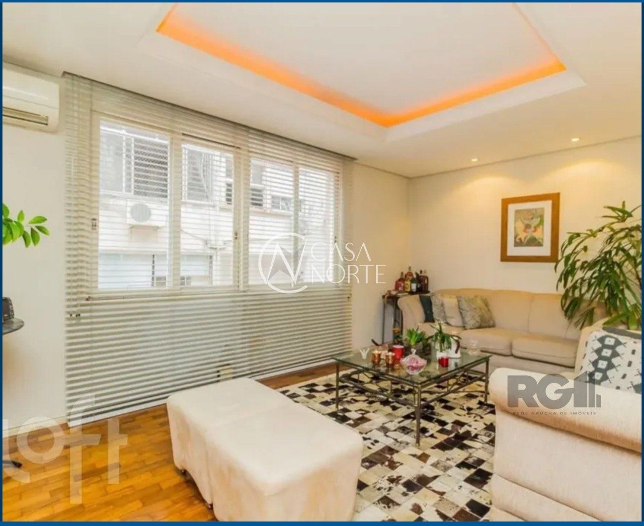 Apartamento à venda com 3 quartos, 109m², 1 suíte, 1 vaga, Rua Felipe Camarão no bairro Rio Branco em Porto Alegre