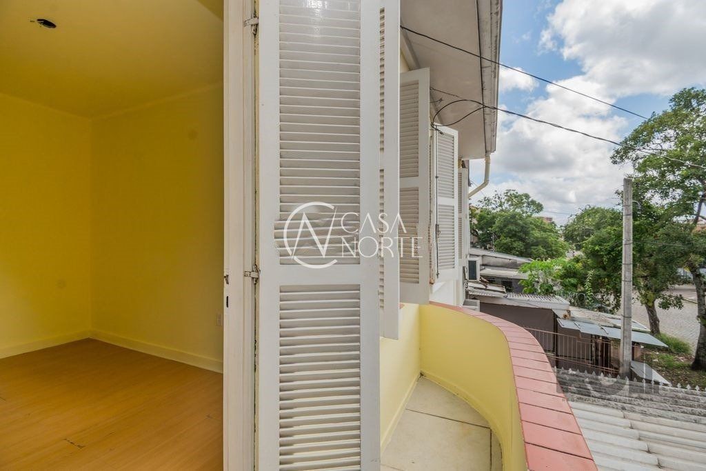 Apartamento à venda com 2 quartos, 58m², Avenida Mariland no bairro São João em Porto Alegre