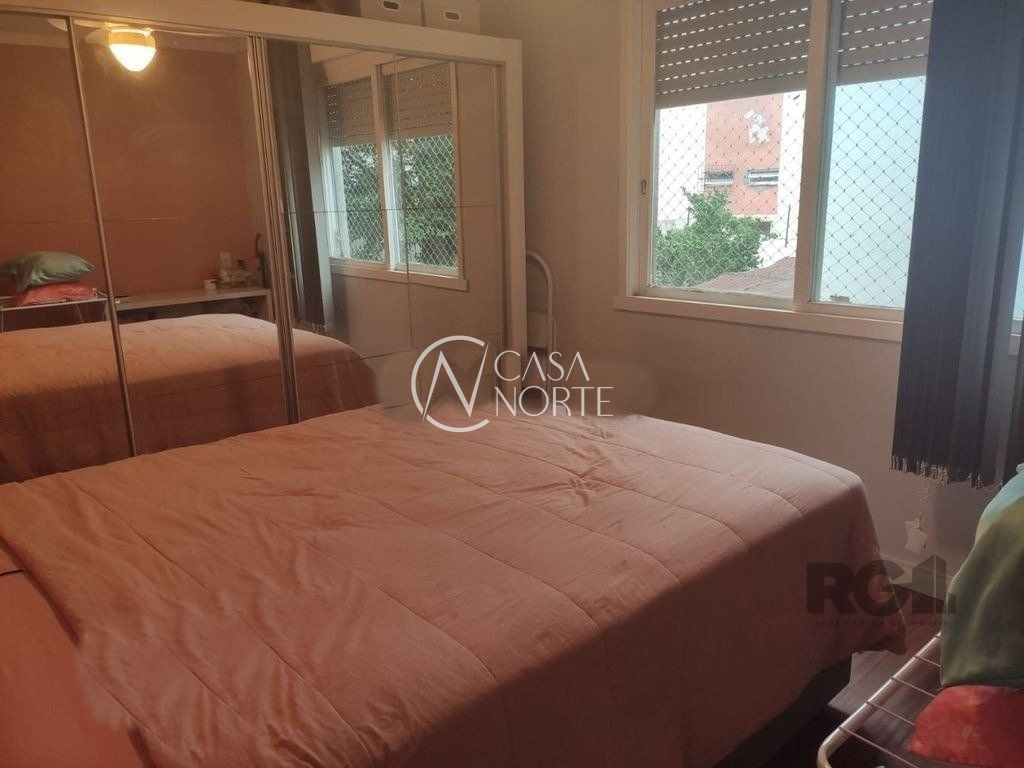 Apartamento à venda com 2 quartos, 49m², Rua Antônio Joaquim Mesquita no bairro Passo da Areia em Porto Alegre