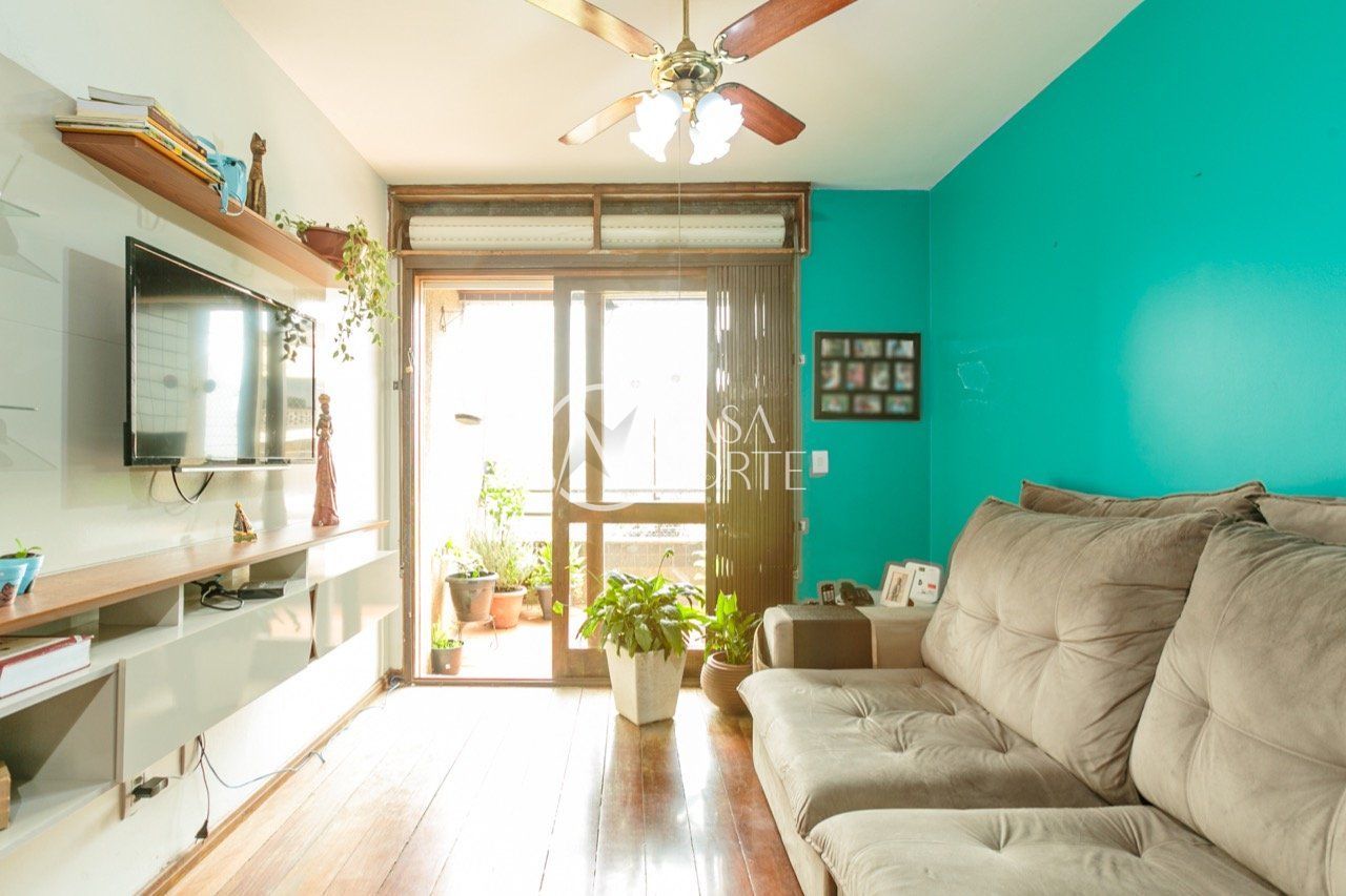 Apartamento à venda com 2 quartos, 87m², 1 vaga, Rua Guilherme Alves no bairro Partenon em Porto Alegre