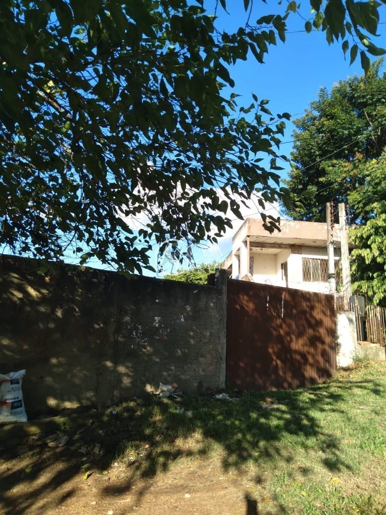Terreno à venda  com 381m², Rua Barao de Bage no bairro Vila Jardim em Porto Alegre
