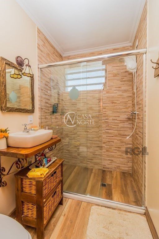 Apartamento à venda com 2 quartos, 68m², 1 vaga, Avenida Padre Cacique no bairro Praia de Belas em Porto Alegre