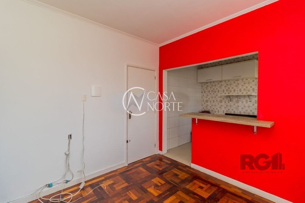 Apartamento à venda com 1 quarto, 33m², Avenida Cairu no bairro Navegantes em Porto Alegre