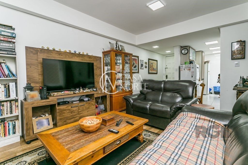 Apartamento à venda com 2 quartos, 64m², 1 vaga, Avenida Lavras no bairro Petrópolis em Porto Alegre