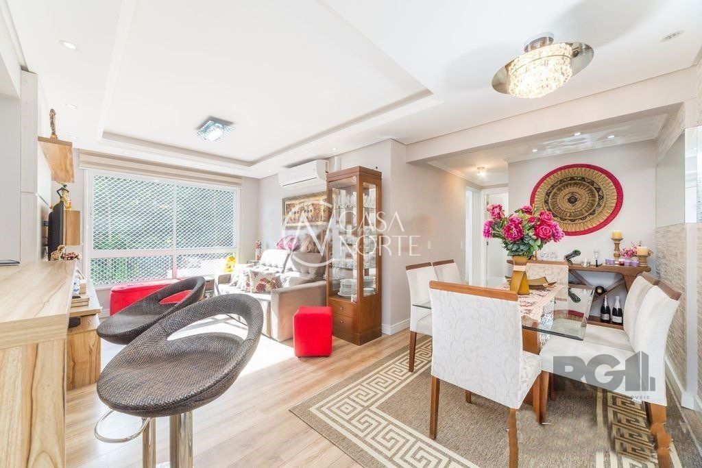 Apartamento à venda com 3 quartos, 81m², 1 suíte, 1 vaga, Rua Irmao Norberto Francisco Rauch no bairro Jardim Carvalho em Porto Alegre