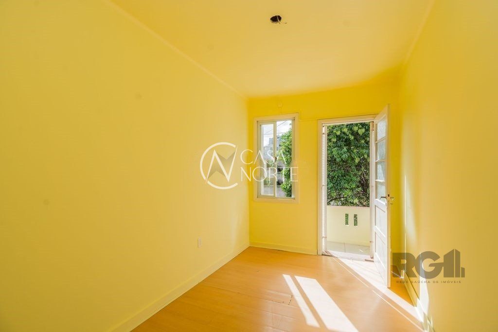 Apartamento à venda com 2 quartos, 58m², Avenida Mariland no bairro São João em Porto Alegre