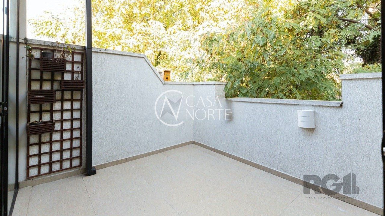 Cobertura à venda com 1 quarto, 121m², 1 suíte, 2 vagas, Rua Marquês do Pombal no bairro Moinhos de Vento em Porto Alegre