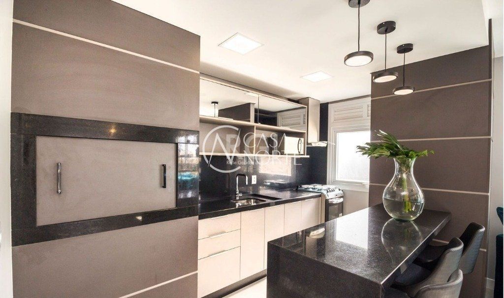 Apartamento à venda com 1 quarto, 31m², 1 vaga, Avenida João Pessoa no bairro Centro Histórico em Porto Alegre