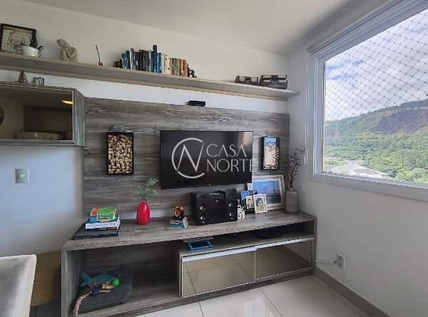 Apartamento à venda com 2 quartos, 52m², 1 suíte, 1 vaga, Rua Carlos Reverbel no bairro Jardim Carvalho em Porto Alegre