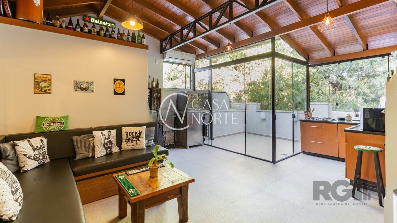 Cobertura à venda com 1 quarto, 121m², 1 suíte, 2 vagas, Rua Marquês do Pombal no bairro Moinhos de Vento em Porto Alegre