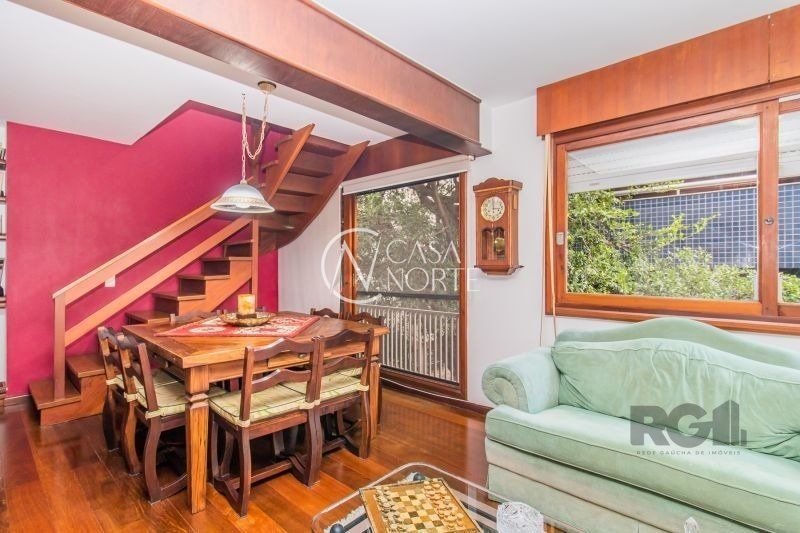 Cobertura à venda com 3 quartos, 233m², 1 suíte, 2 vagas, Rua Anita Garibaldi no bairro Mont Serrat em Porto Alegre