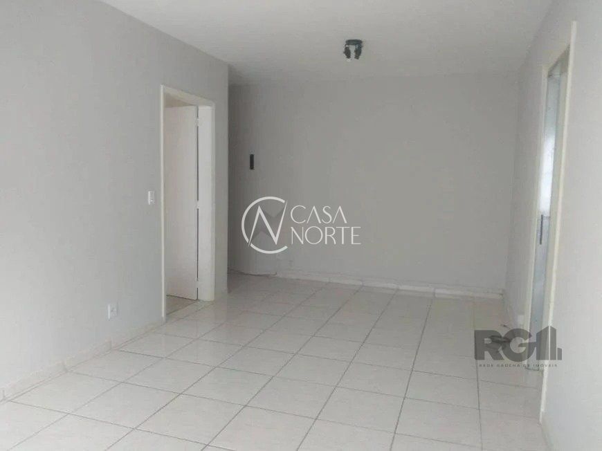 Apartamento à venda com 3 quartos, 90m², 1 suíte, 2 vagas, Rua General Couto de Magalhaes no bairro São João em Porto Alegre