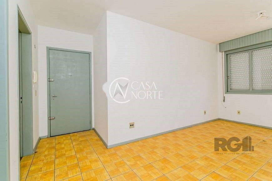 Kitnet à venda com 1 quarto, 27m², Avenida Protásio Alves no bairro Petrópolis em Porto Alegre