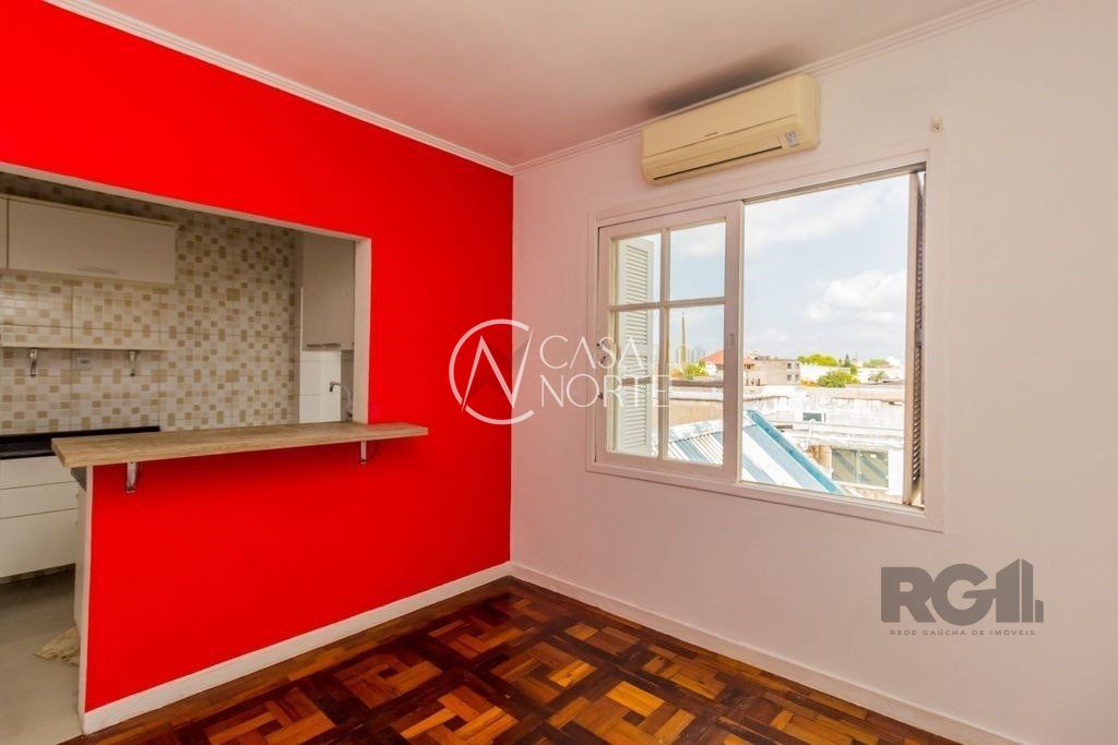 Apartamento à venda com 1 quarto, 33m², Avenida Cairu no bairro Navegantes em Porto Alegre