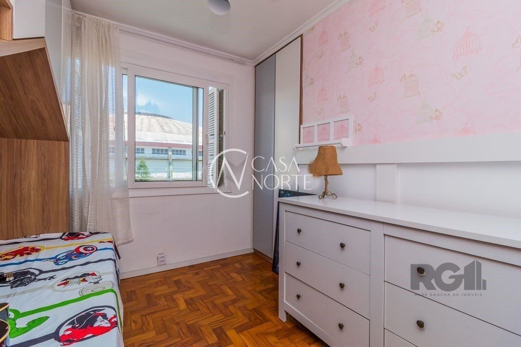 Apartamento à venda com 2 quartos, 68m², 1 vaga, Avenida Padre Cacique no bairro Praia de Belas em Porto Alegre