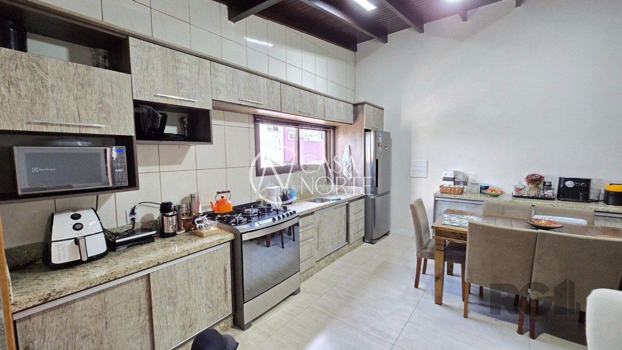 Cobertura à venda com 3 quartos, 90m², 1 suíte, 1 vaga, Avenida Jordao no bairro Bom Jesus em Porto Alegre
