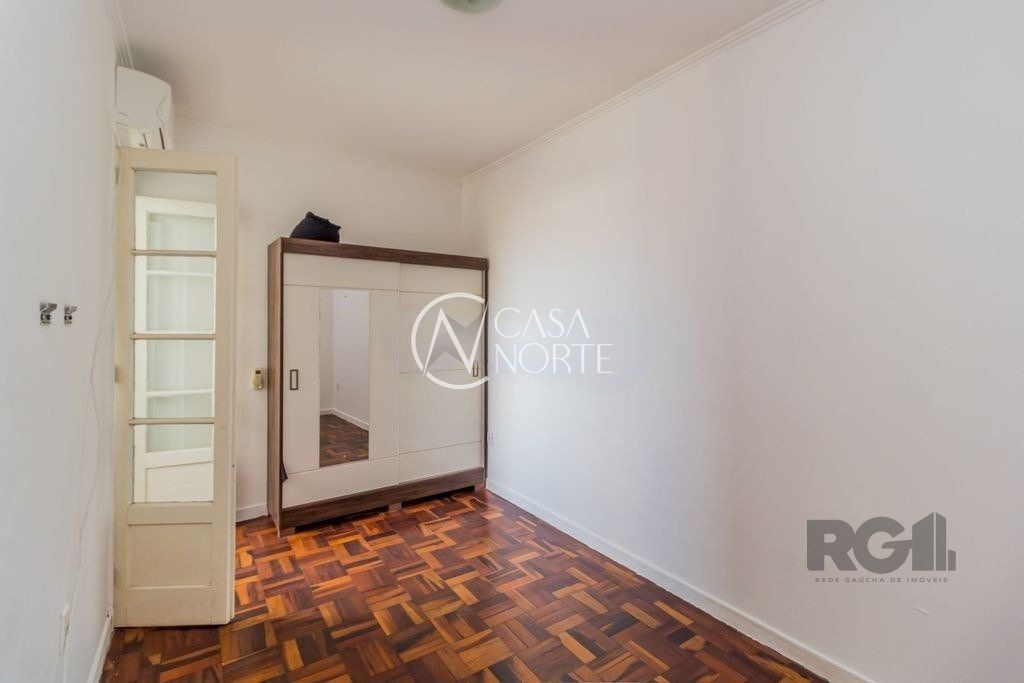 Apartamento à venda com 1 quarto, 33m², Avenida Cairu no bairro Navegantes em Porto Alegre