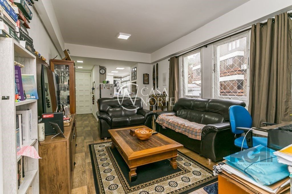 Apartamento à venda com 2 quartos, 64m², 1 vaga, Avenida Lavras no bairro Petrópolis em Porto Alegre