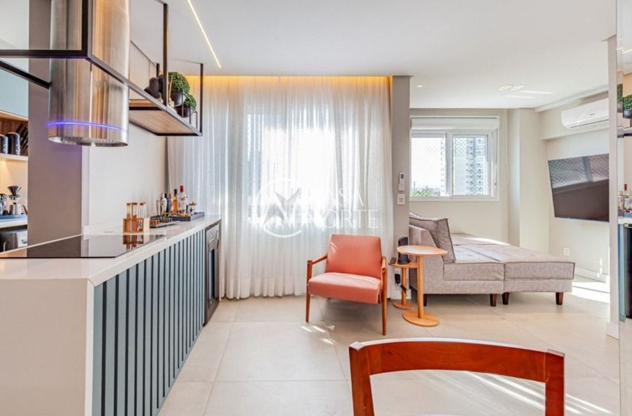 Apartamento à venda com 2 quartos, 56m², 1 suíte, 1 vaga, Sapé no bairro Passo da Areia em Porto Alegre