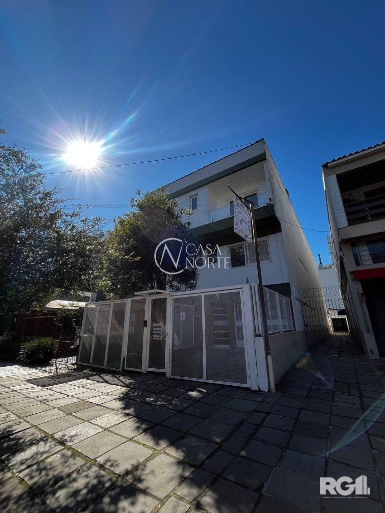 Apartamento à venda com 3 quartos, 82m², 1 vaga, Rua Marcelo Gama no bairro Higienópolis em Porto Alegre