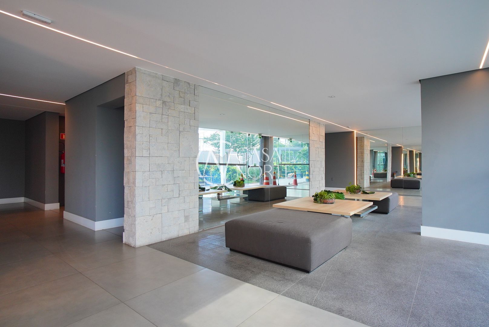 Apartamento à venda com 2 quartos, 56m², 1 suíte, 1 vaga, Assis Brasil no bairro Jardim Lindóia em Porto Alegre