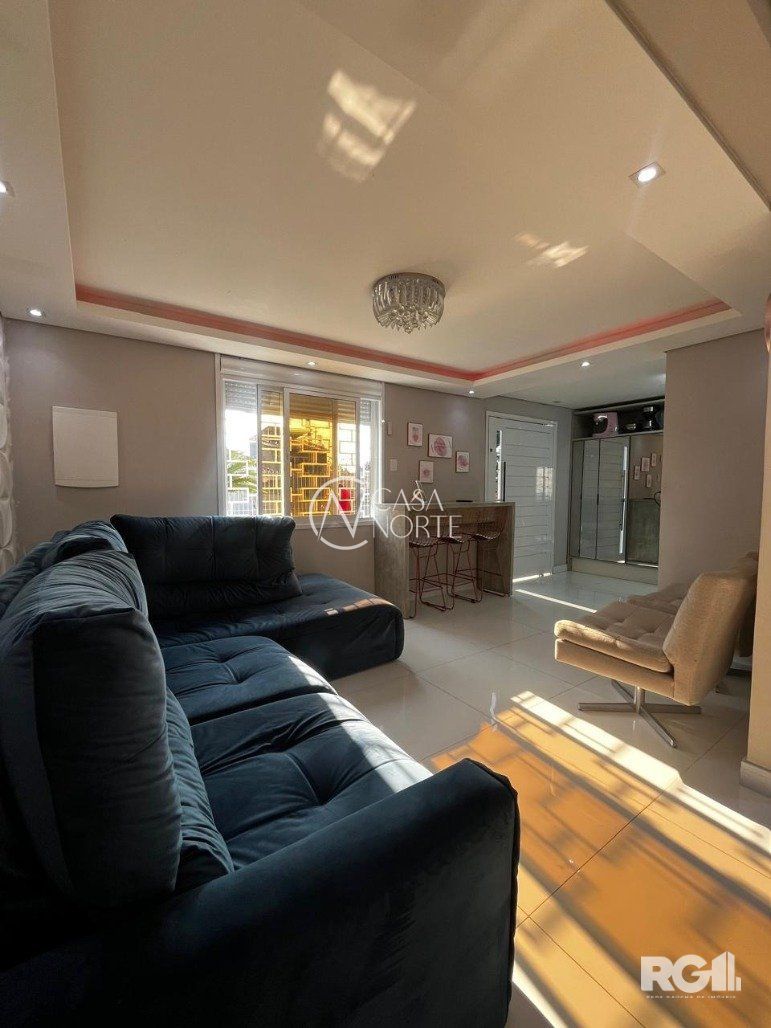 Casa à venda com 3 quartos, 140m², 1 suíte, 2 vagas, Rua Januário Scalzilli no bairro Santa Tereza em Porto Alegre