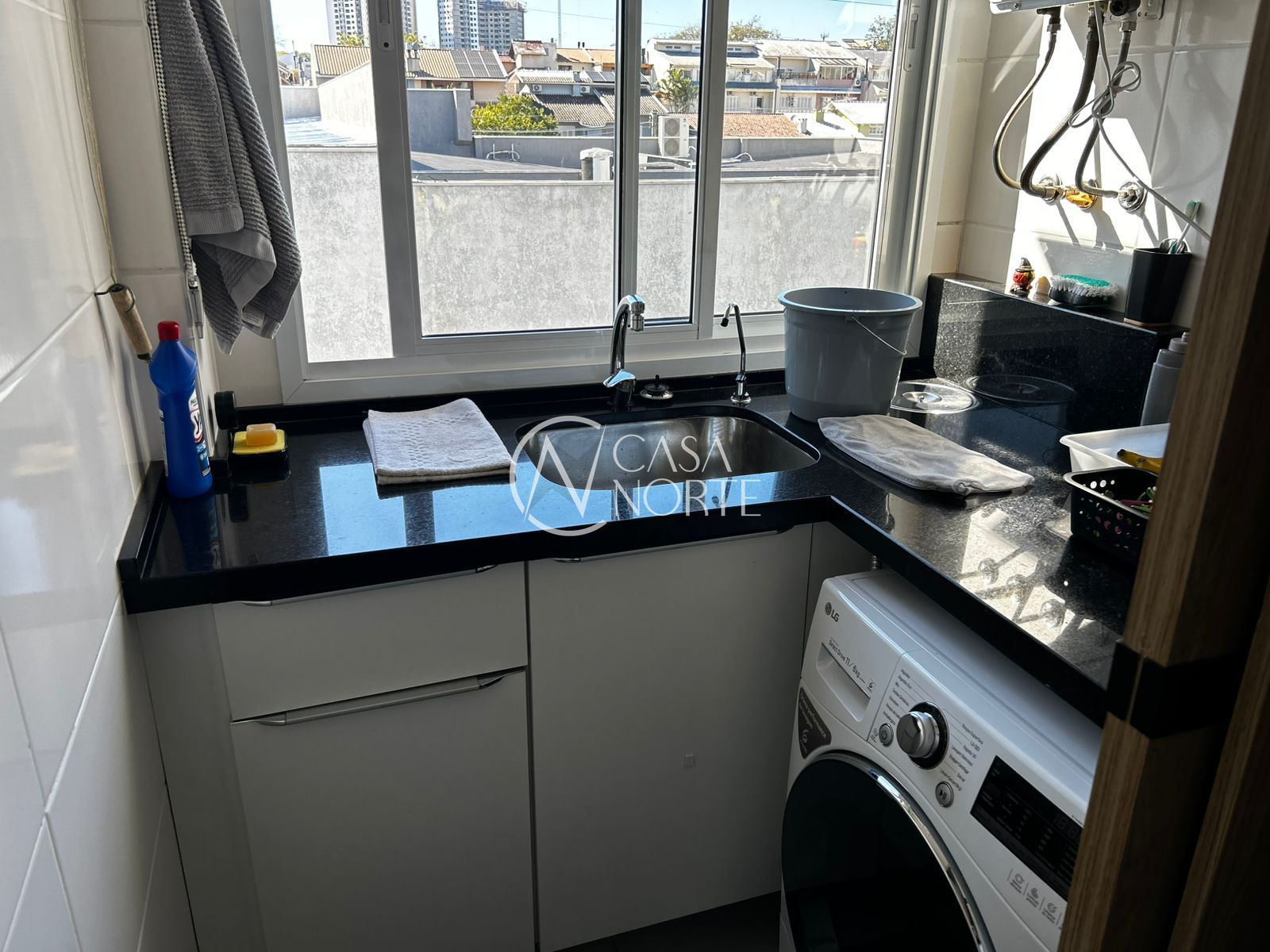 Apartamento à venda com 2 quartos, 66m², 1 suíte, 2 vagas, Rua Jalmar Azambuja Diniz no bairro Jardim Itu em Porto Alegre