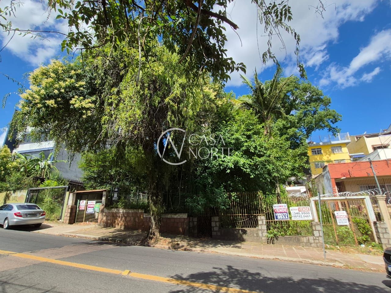 Terreno à venda  com 268m², Rua Enes Bandeira no bairro Cristo Redentor em Porto Alegre
