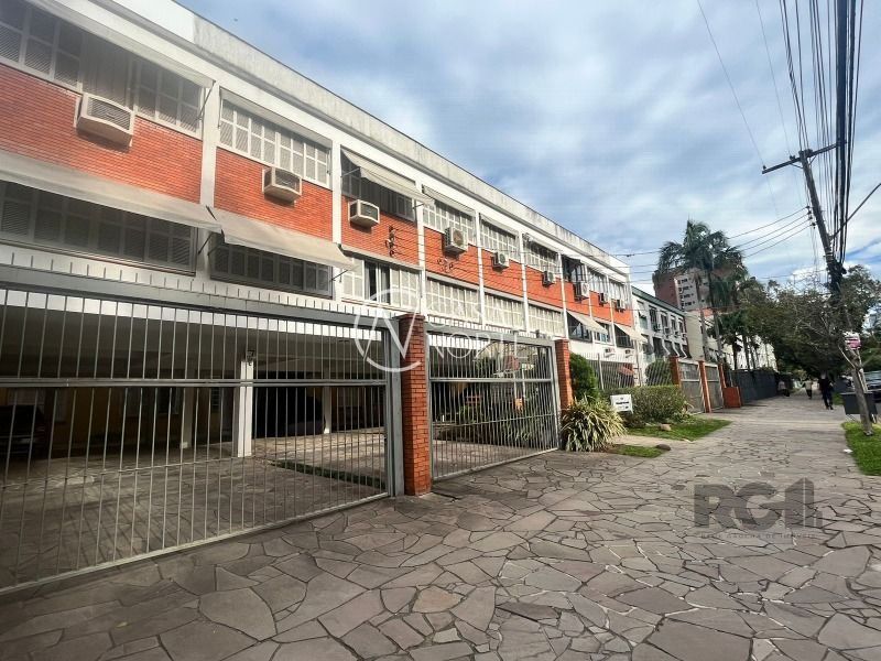 Apartamento à venda com 3 quartos, 103m², 1 suíte, 3 vagas, Avenida Panamericana no bairro Jardim Lindóia em Porto Alegre