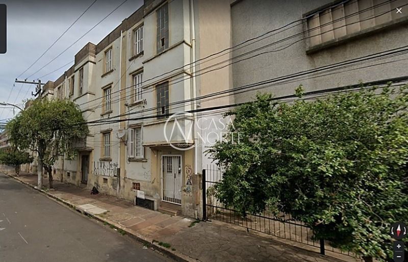 Prédio Residencial à venda com 21 quartos, 1800m², Rua Gaspar Martins no bairro Floresta em Porto Alegre