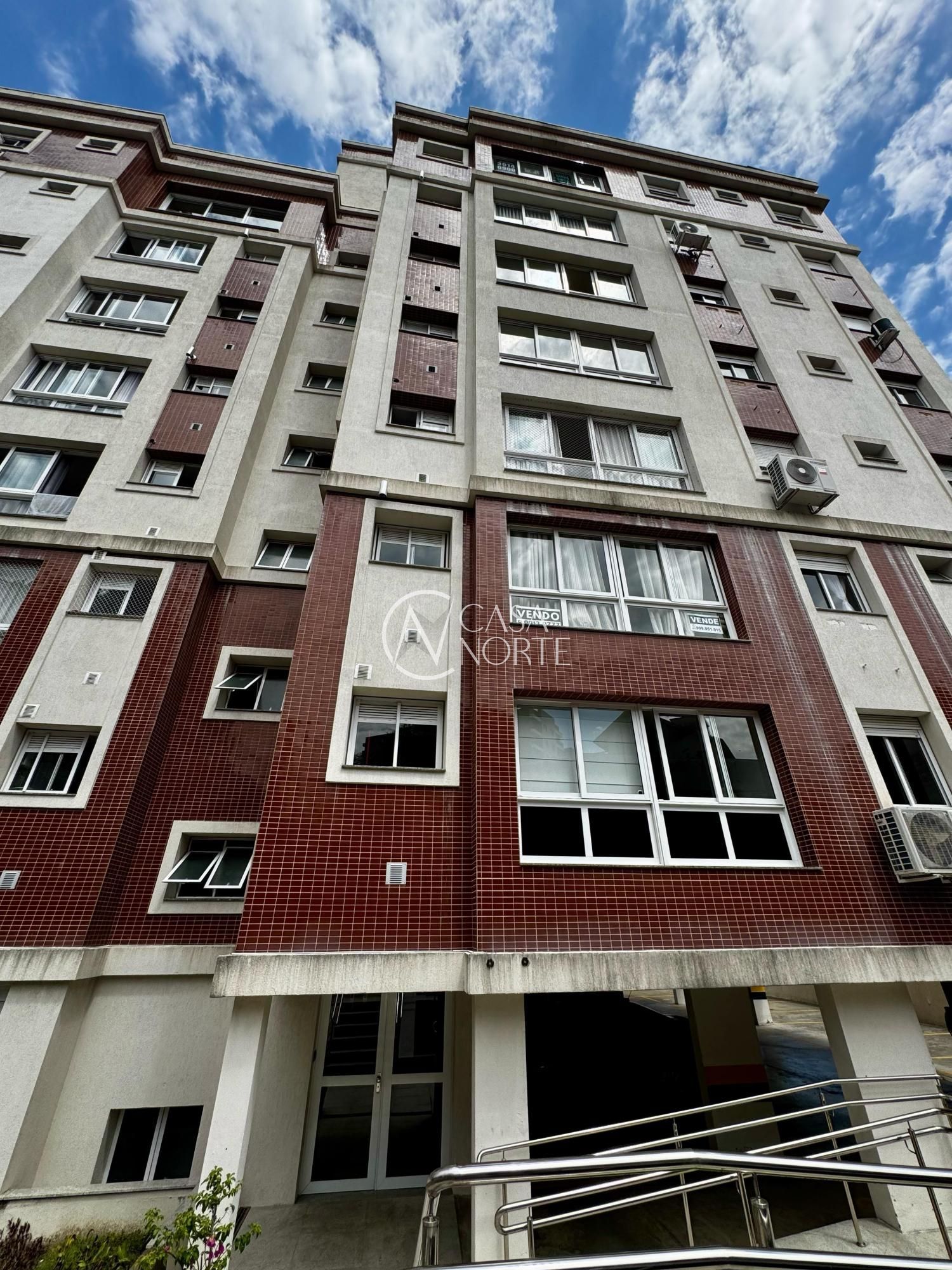Apartamento à venda com 3 quartos, 116m², 1 suíte, 4 vagas, Rua Acélio Daudt no bairro Passo da Areia em Porto Alegre