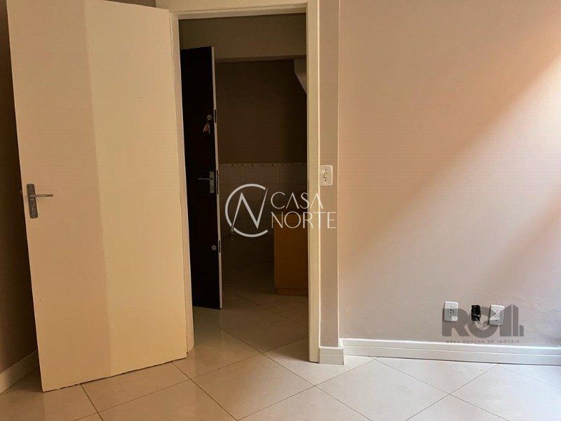 Apartamento à venda com 2 quartos, 57m², 1 suíte, Rua Amelia Teles no bairro Petrópolis em Porto Alegre