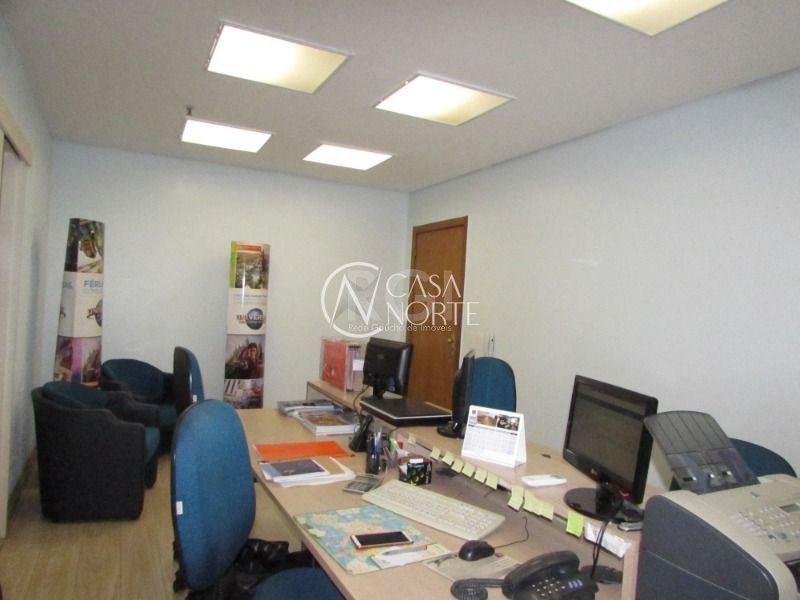 Sala Comercial à venda , 40m², 1 vaga, Avenida Cristóvão Colombo no bairro São João em Porto Alegre