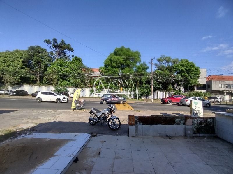Terreno à venda , 300m², Avenida do Forte no bairro Vila Ipiranga em Porto Alegre