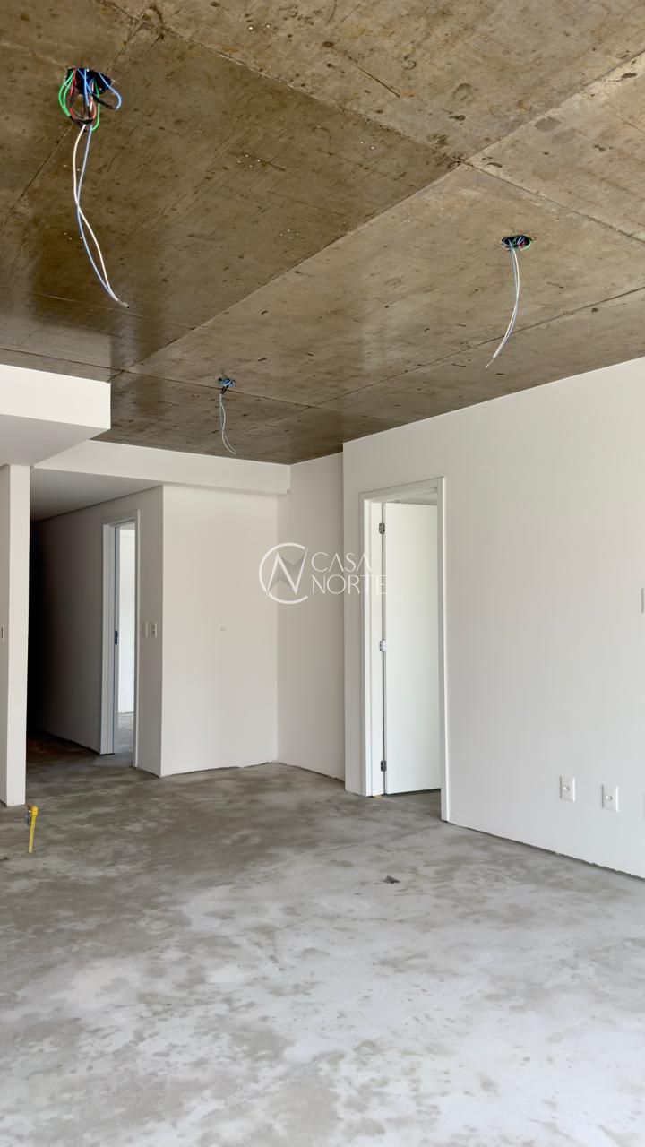 Apartamento Garden à venda com 3 quartos, 206m², 2 suítes, 2 vagas, Rua Carlos Von Koseritz no bairro Auxiliadora em Porto Alegre