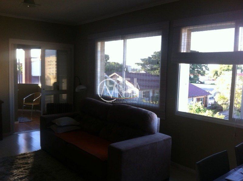 Apartamento à venda com 2 quartos, 84m², 1 vaga, Rua Professora Cecy Cordeiro Thofehrn no bairro Sarandi em Porto Alegre